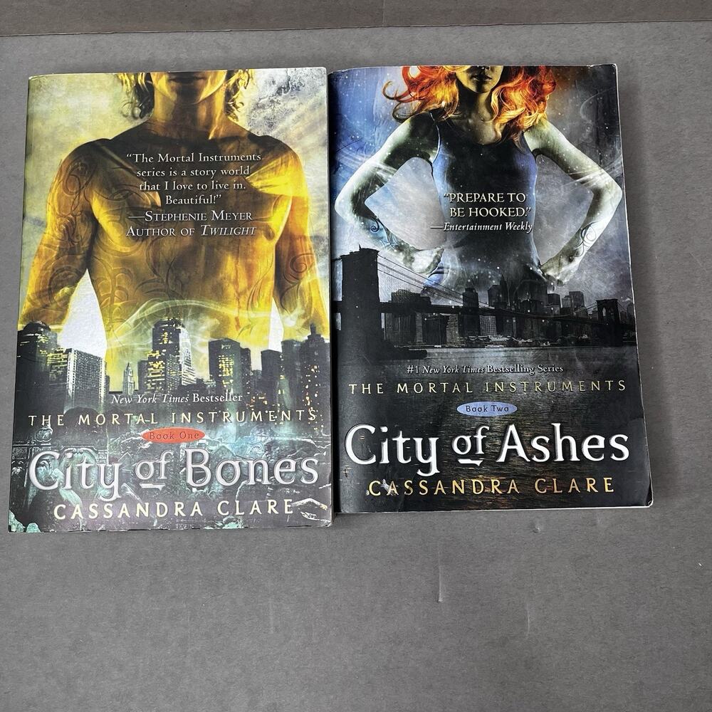 The Mortal Instruments Series Books 1&2: City of Bones and City of Ashes